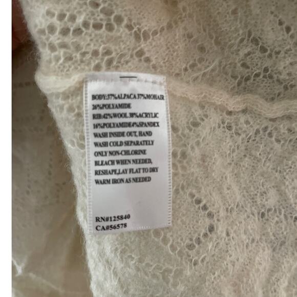 Intermix‎ Cottage Alpaca Blend Delicate Ruffled Sweater in Cream Size Large - Picture 7 of 10